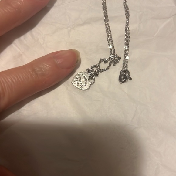 Authentic Tiffany &Co Mini Heart Sterling Silver Necklace 16” - Picture 4 of 4